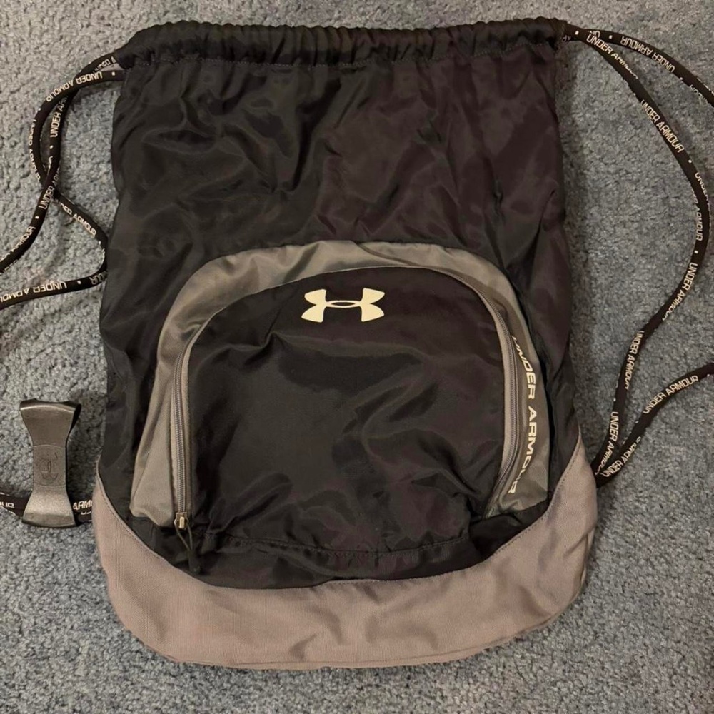 Under Armour Drawstring Bag